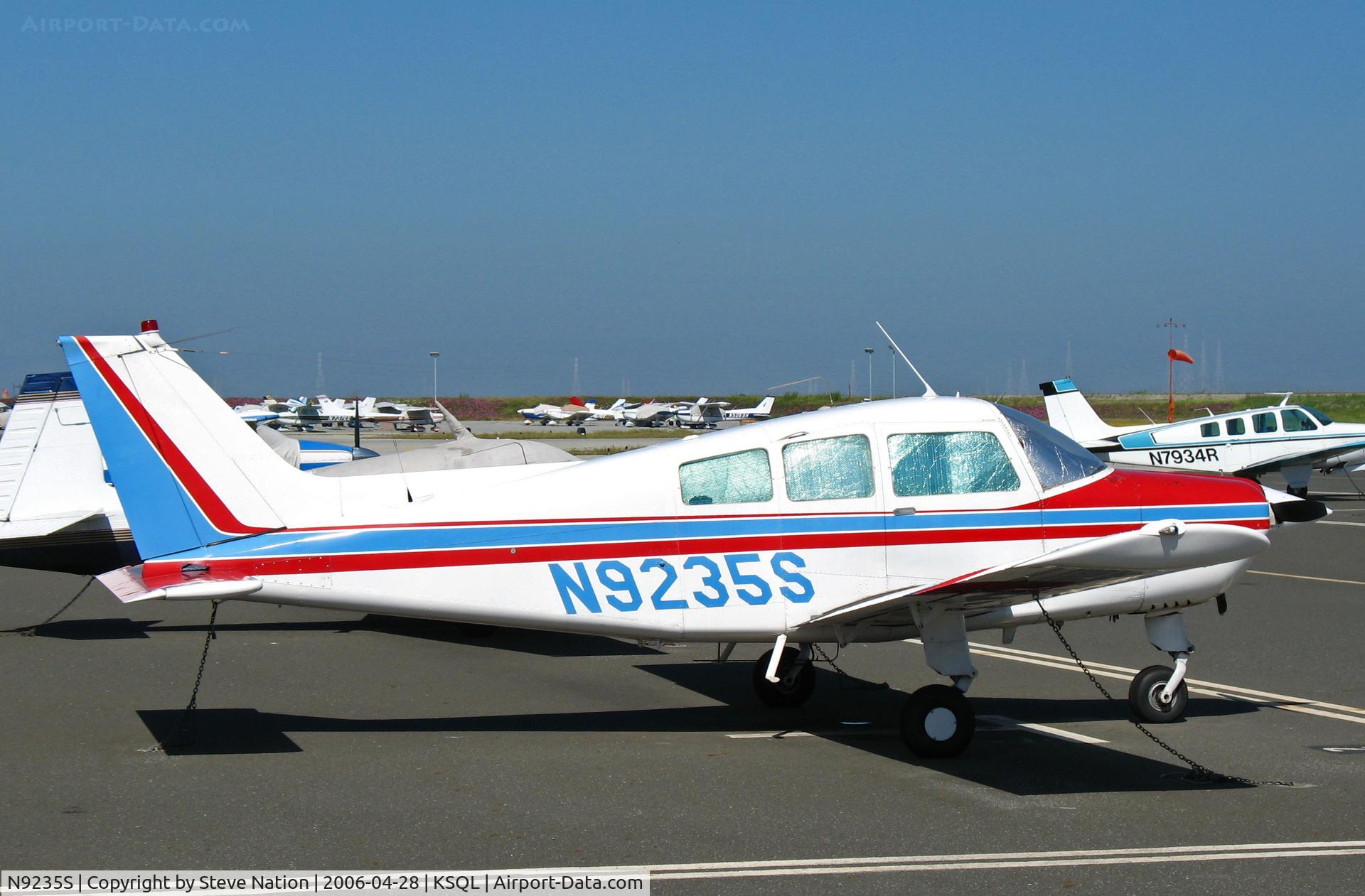 N9235S, 1975 Beech C23 Sundowner 180 C/N M-1727, Locally-based 1975 Beech C23 Muskateer in bright sunshine @ San Carlos, CA