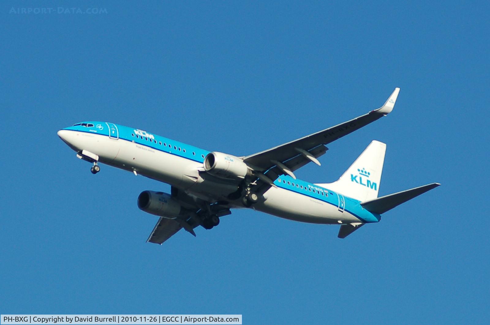 PH-BXG, 2000 Boeing 737-8K2 C/N 30357, KLM PH-BXG Boeing 737-8K2 on approach to Manchester Airport