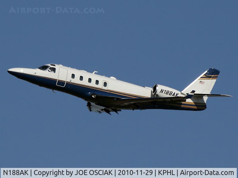 N188AK, 2000 Israel Aircraft Industries IAI-1125A Astra SPX C/N 121, Leaving PHL