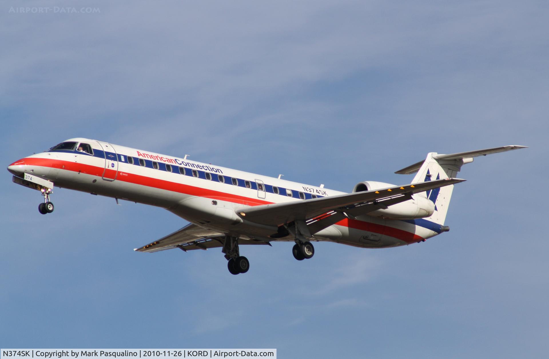 N374SK, 2001 Embraer ERJ-140LR (EMB-135KL) C/N 145544, EMB-135KL