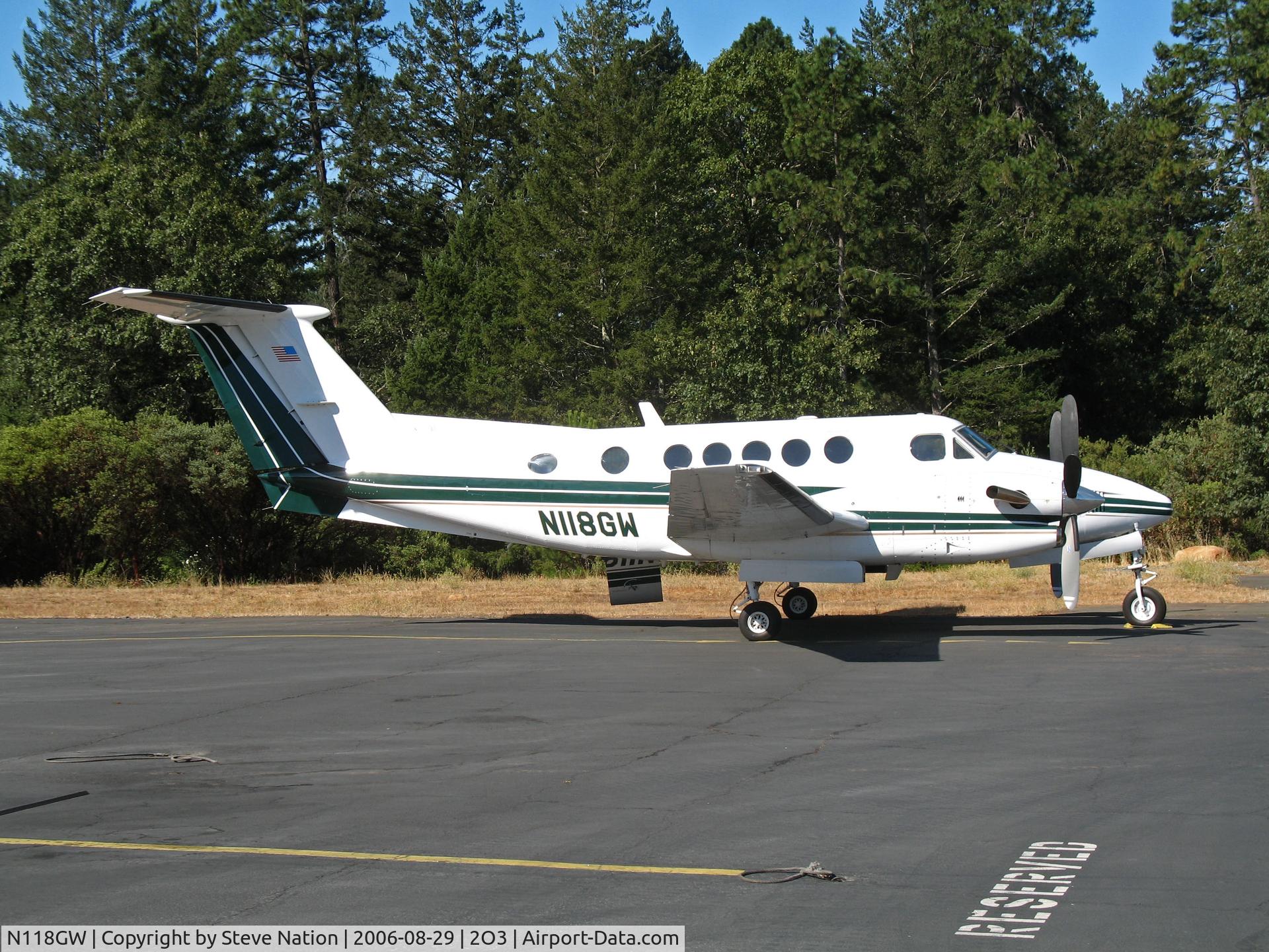 N118GW, 1987 Beech 300 C/N FA-119, 1987 Beech 300 King Air on ramp @ Parrett Field, Angwin, CA