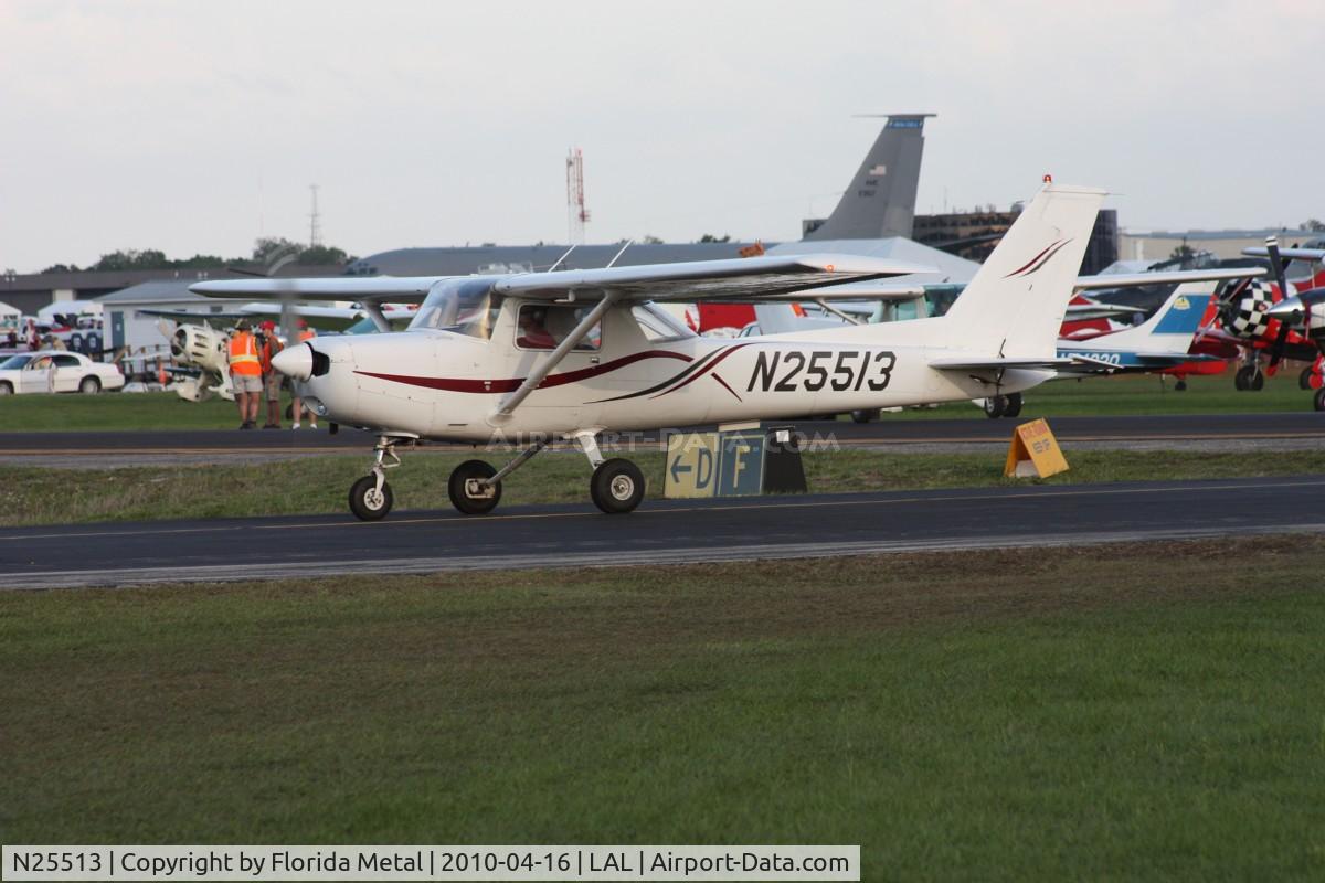 N25513, 1977 Cessna 152 C/N 15280707, C152