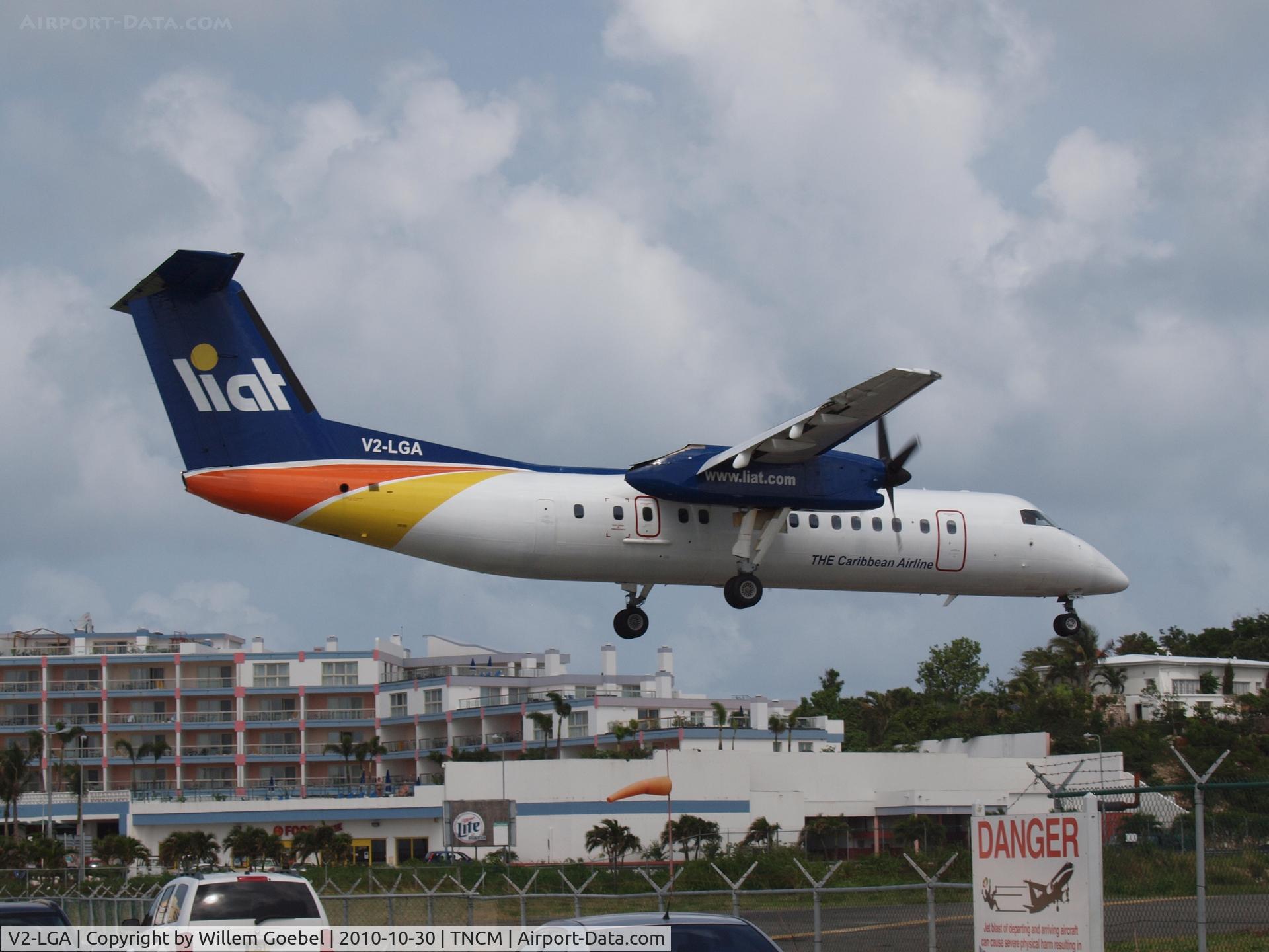 V2-LGA, 1990 De Havilland Canada DHC-8-311 Dash 8 C/N 232, Landing on st Maarten