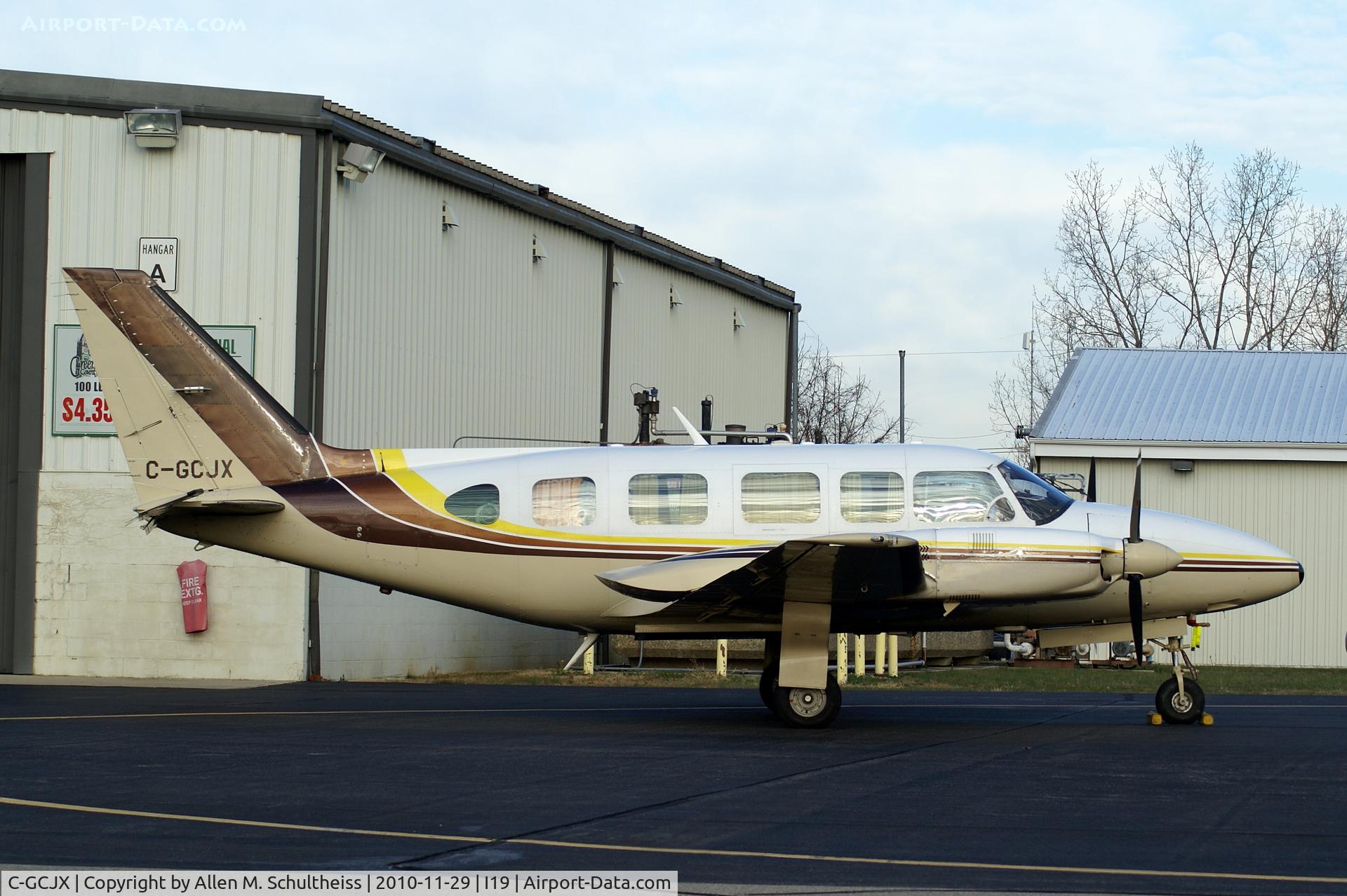 C-GCJX, 1975 Piper PA-31-350 Chieftain C/N 31-7552064, Piper PA-31-350