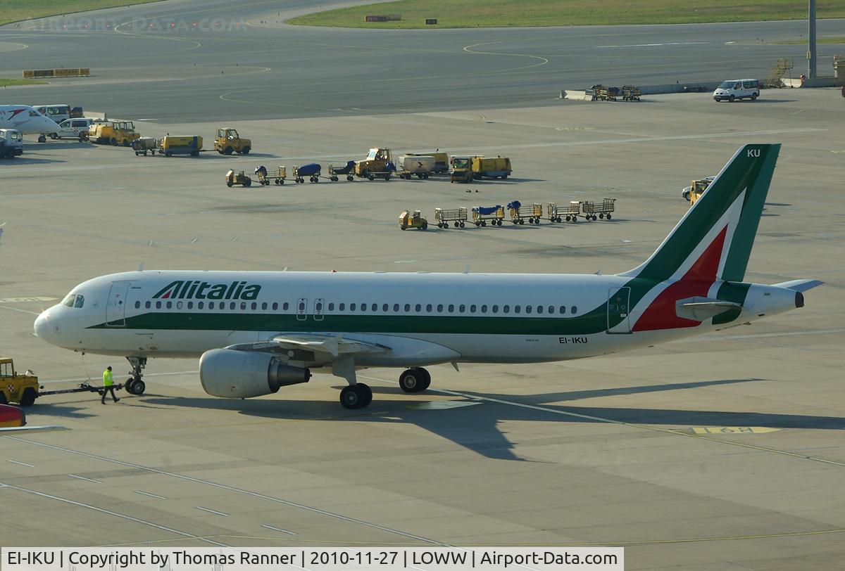 EI-IKU, 2000 Airbus A320-214 C/N 1217, Alitalia Airbus A320