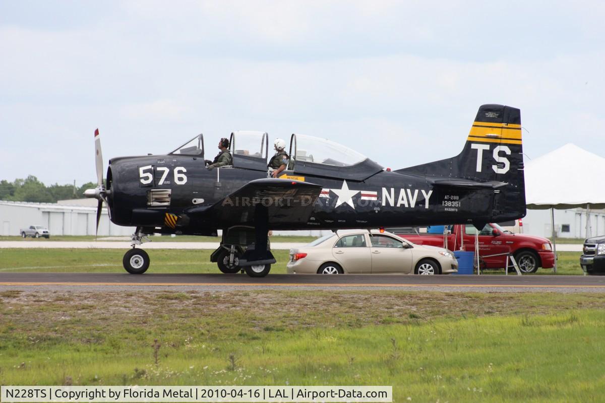 N228TS, 1954 North American T-28D Trojan C/N 200-422, T-28
