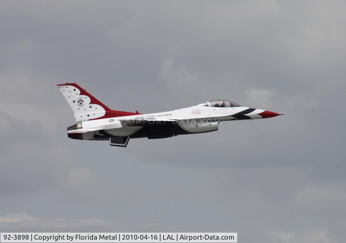 92-3898, General Dynamics F-16CJ Fighting Falcon C/N CC-140, Thunderbird #6