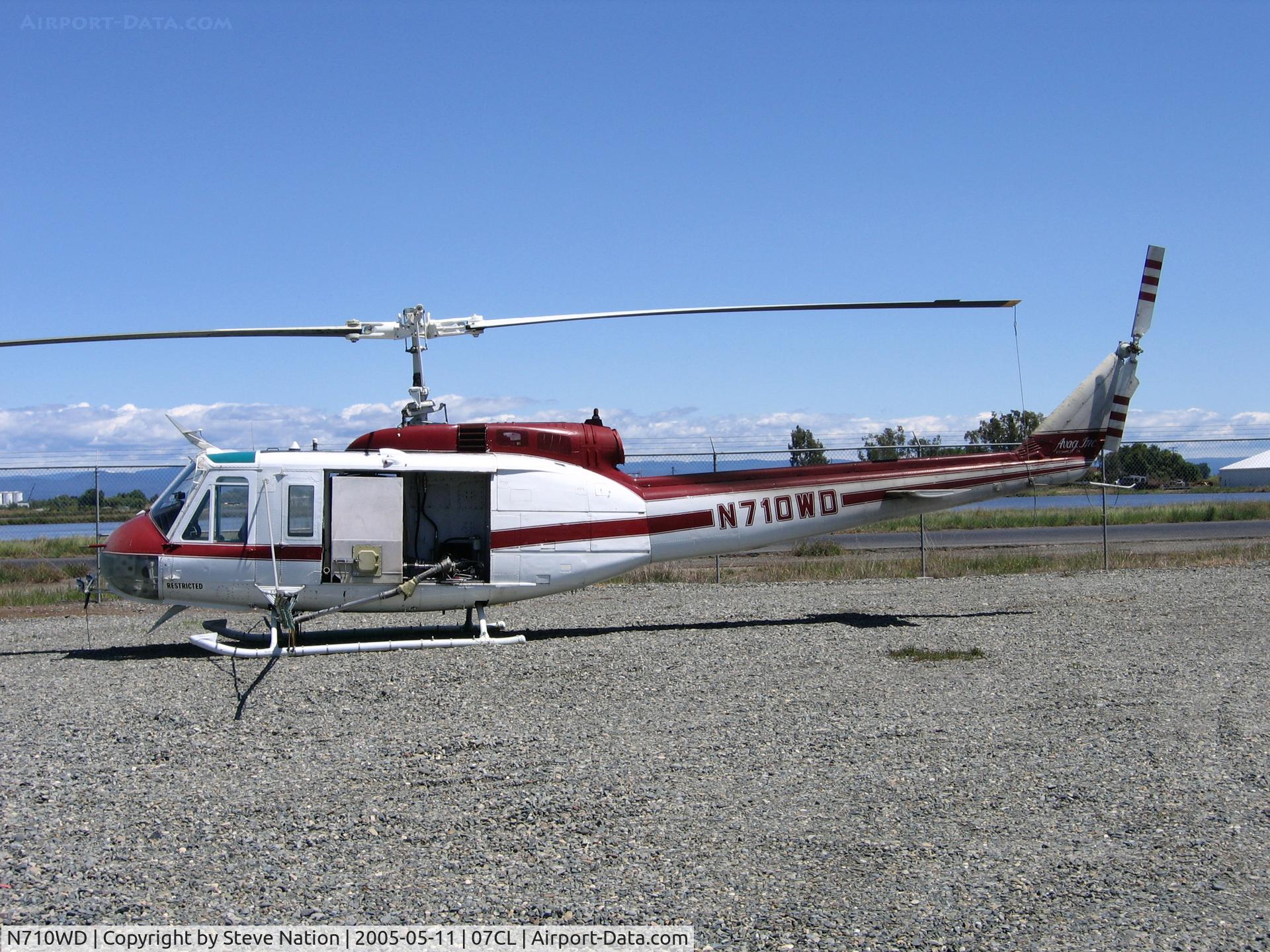 N710WD, Bell UH-1H Iroquois C/N 4805, AvAg (titles) Williams Helicopter UH-1H conversion rigged for spraying at their Richvale, CA strip