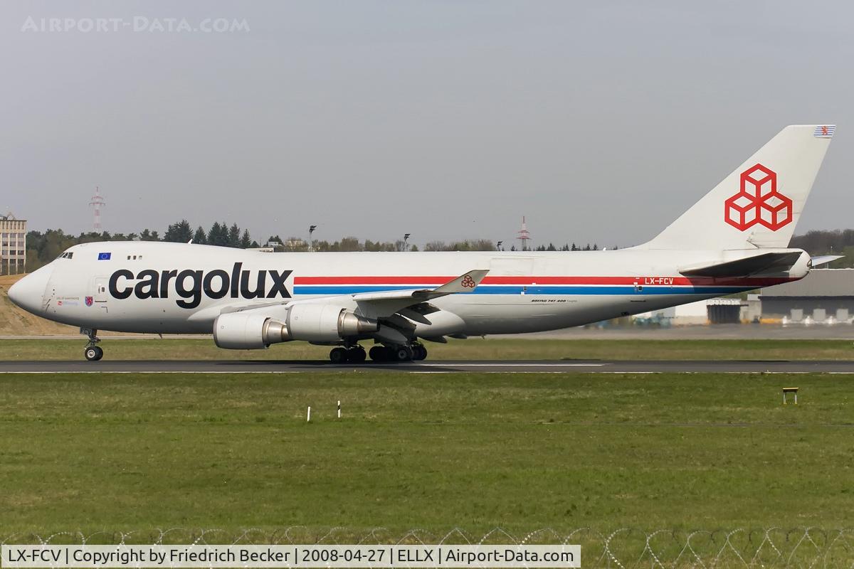LX-FCV, 1993 Boeing 747-4R7F C/N 25866, departure via RW24