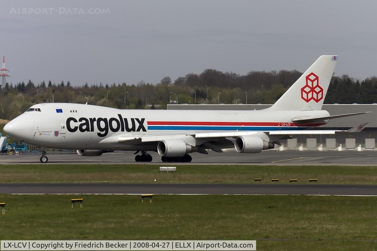 LX-LCV, 1997 Boeing 747-4R7F/SCD C/N 29053, taxying to the active