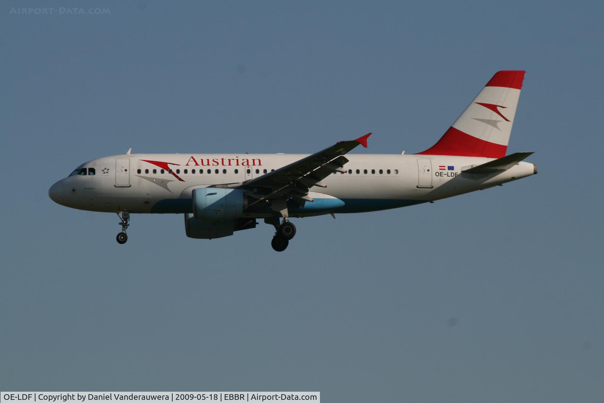 OE-LDF, 2005 Airbus A319-112 C/N 2547, Arriving of flight OS351 to RWY 25L