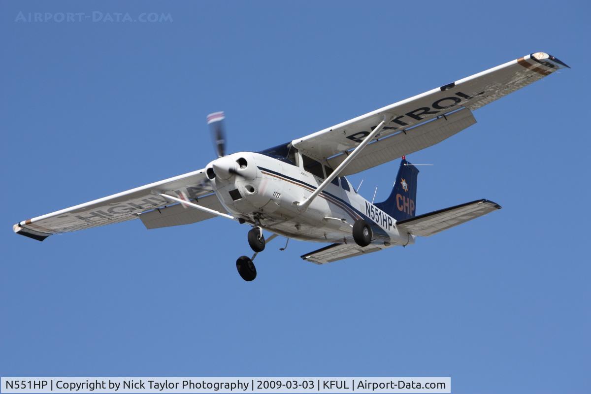 N551HP, 2001 Cessna T206H Turbo Stationair C/N T20608286, Short final 24