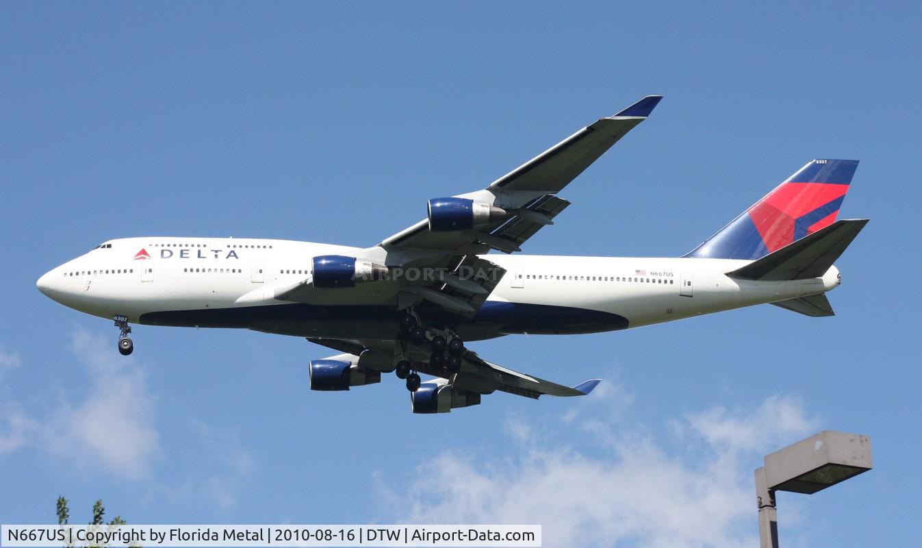 N667US, 1990 Boeing 747-451 C/N 24222, Delta 747-400