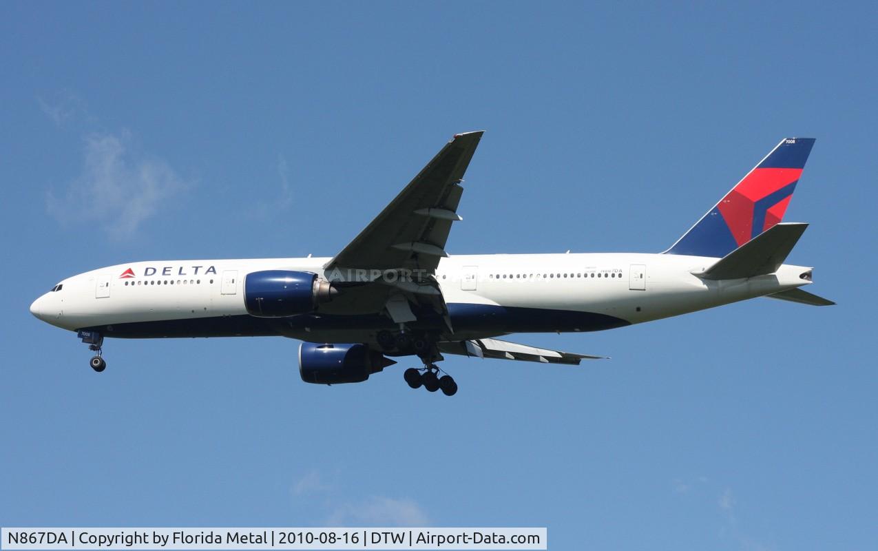 N867DA, 2002 Boeing 777-232 C/N 29743, Delta 777-200