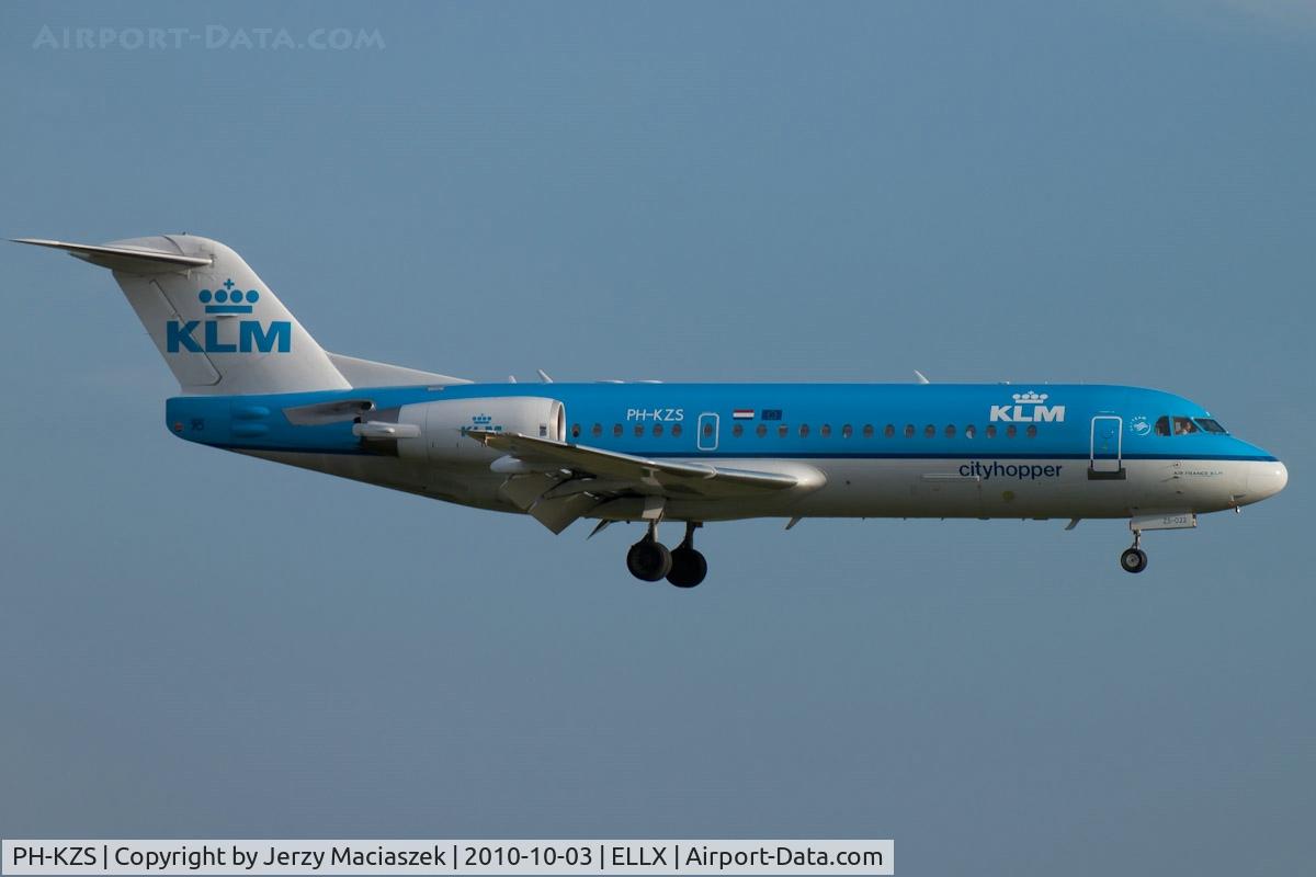PH-KZS, 1995 Fokker F70 (F-28-0070) C/N 11540, PH-KZS