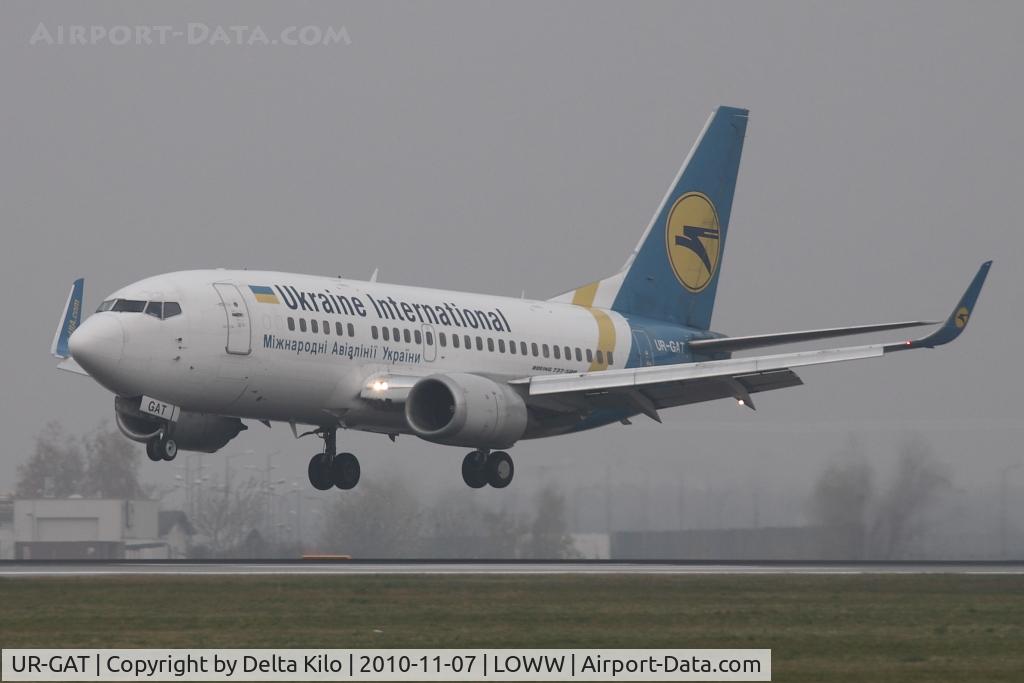 UR-GAT, 1993 Boeing 737-528 C/N 25237, AUI [PS] Ukraine International Airlines