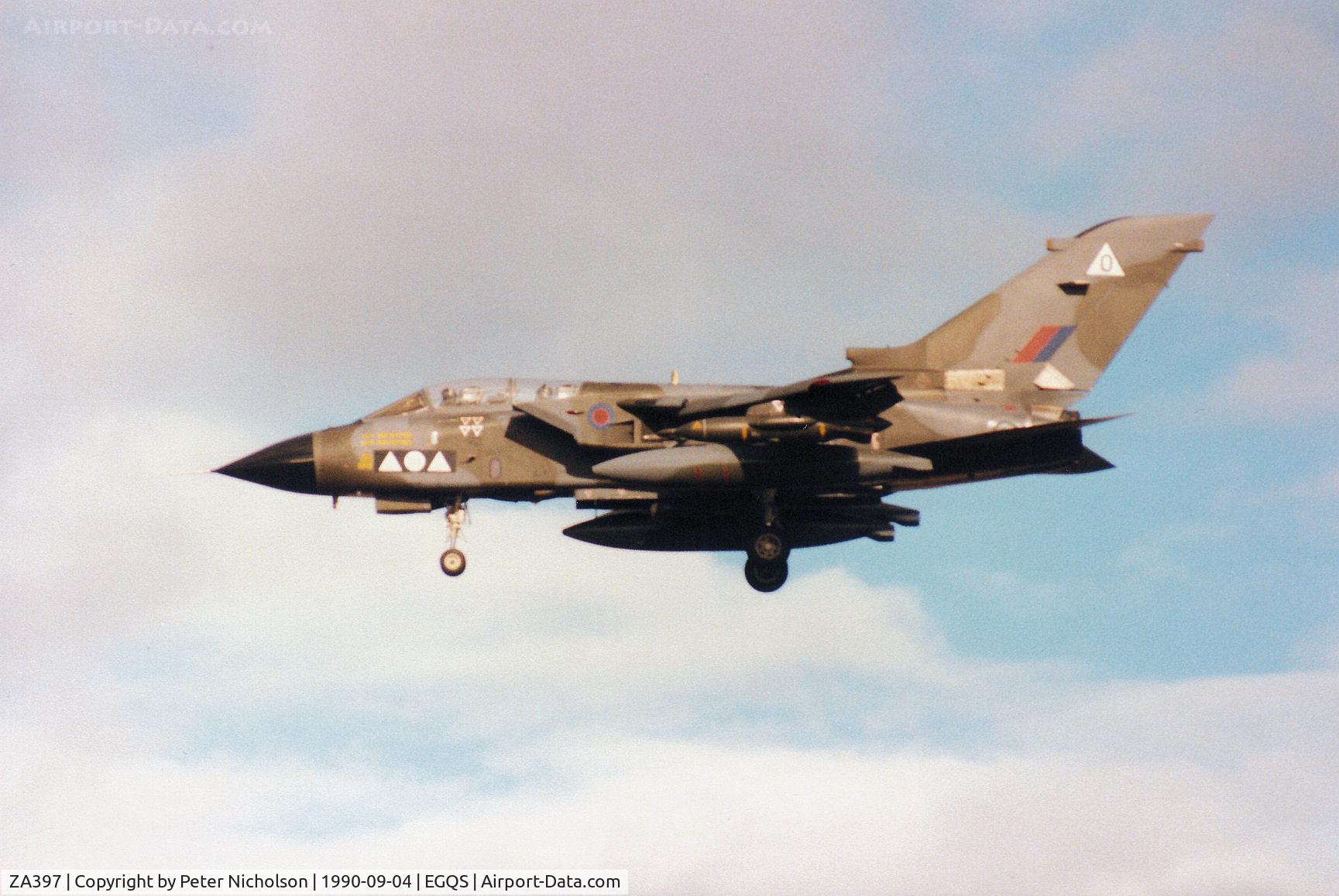 ZA397, 1982 Panavia Tornado GR.1A C/N 197/BS064/3096, Tornado GR.1A of 2 Squadron on final approach to Runway 23 at RAF Lossiemouth in September 1990.