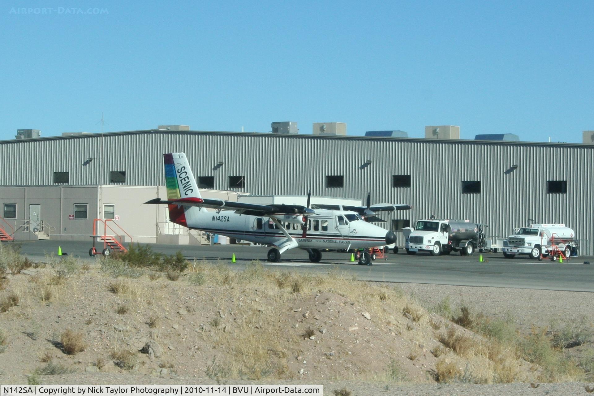 N142SA, 1969 De Havilland Canada DHC-6-300 Twin Otter C/N 241, Waiting at the Scenic air tours base