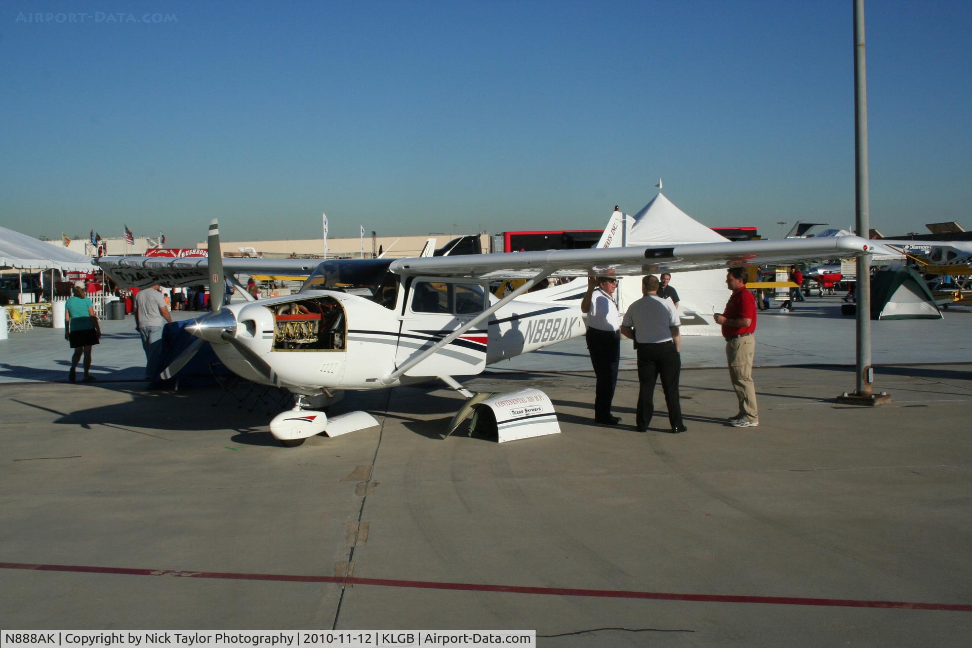 N888AK, 1998 Cessna 182S Skylane C/N 18280284, AOPA Airport fest