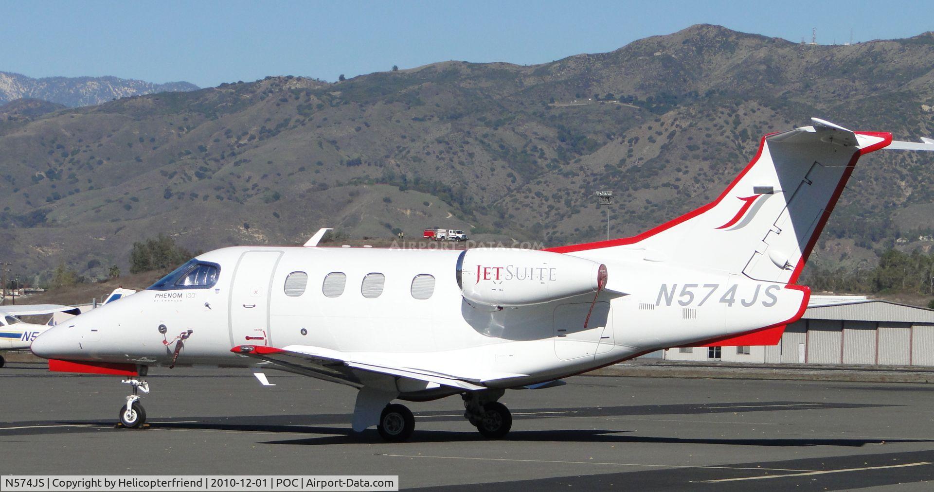 N574JS, 2009 Embraer EMB-500 Phenom 100 C/N 50000046, Parked in transient parking