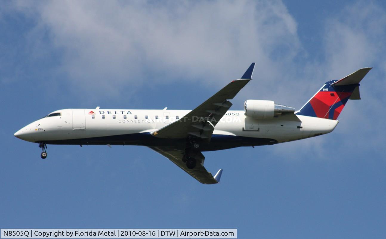 N8505Q, 2001 Bombardier CRJ-200LR (CL-600-2B19) C/N 7505, Delta Connection CRJ-200