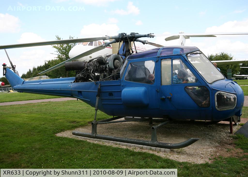 XR633, 1964 Westland Scout AH.1 C/N F9533, Westland Scout AH.1 preserved @ Hermeskeil Museum in blue c/s and often used by children...