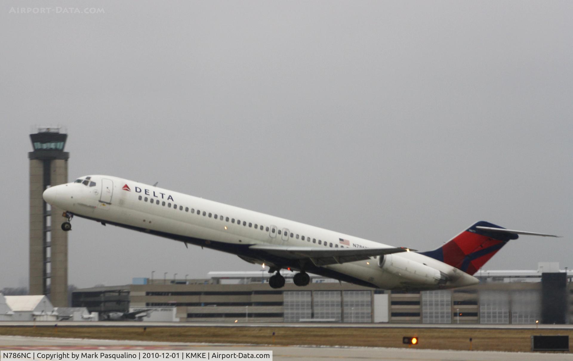 N786NC, 1980 McDonnell Douglas DC-9-51 C/N 48148, DC-9-51