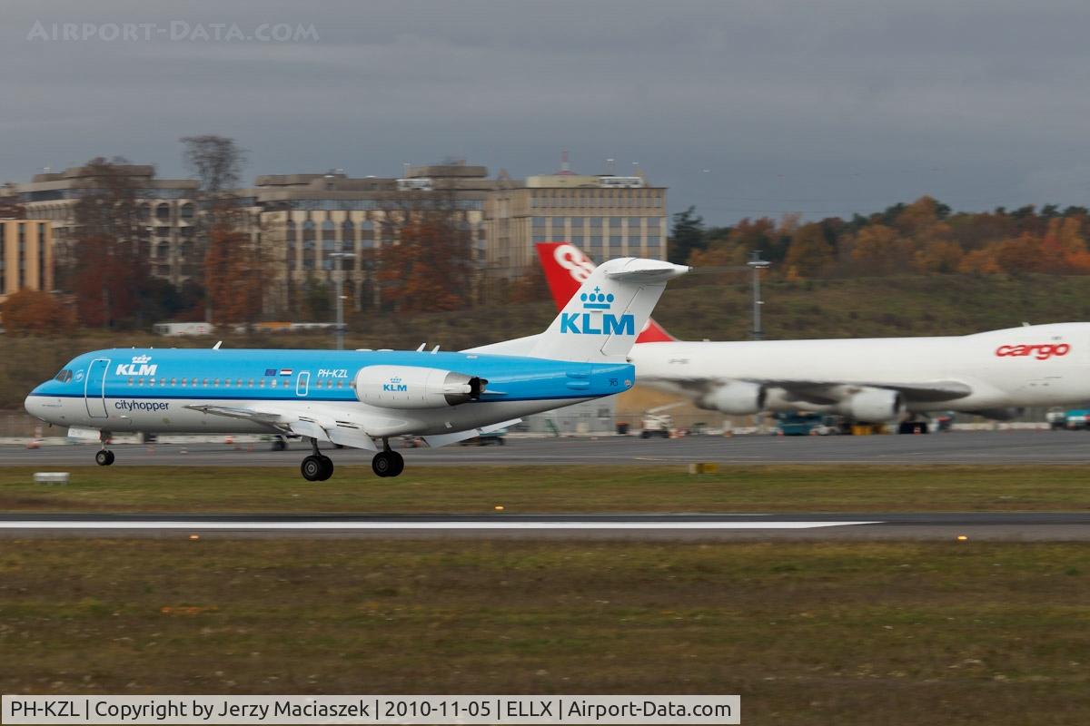 PH-KZL, 1995 Fokker 70 (F-28-0070) C/N 11536, PH-KZL