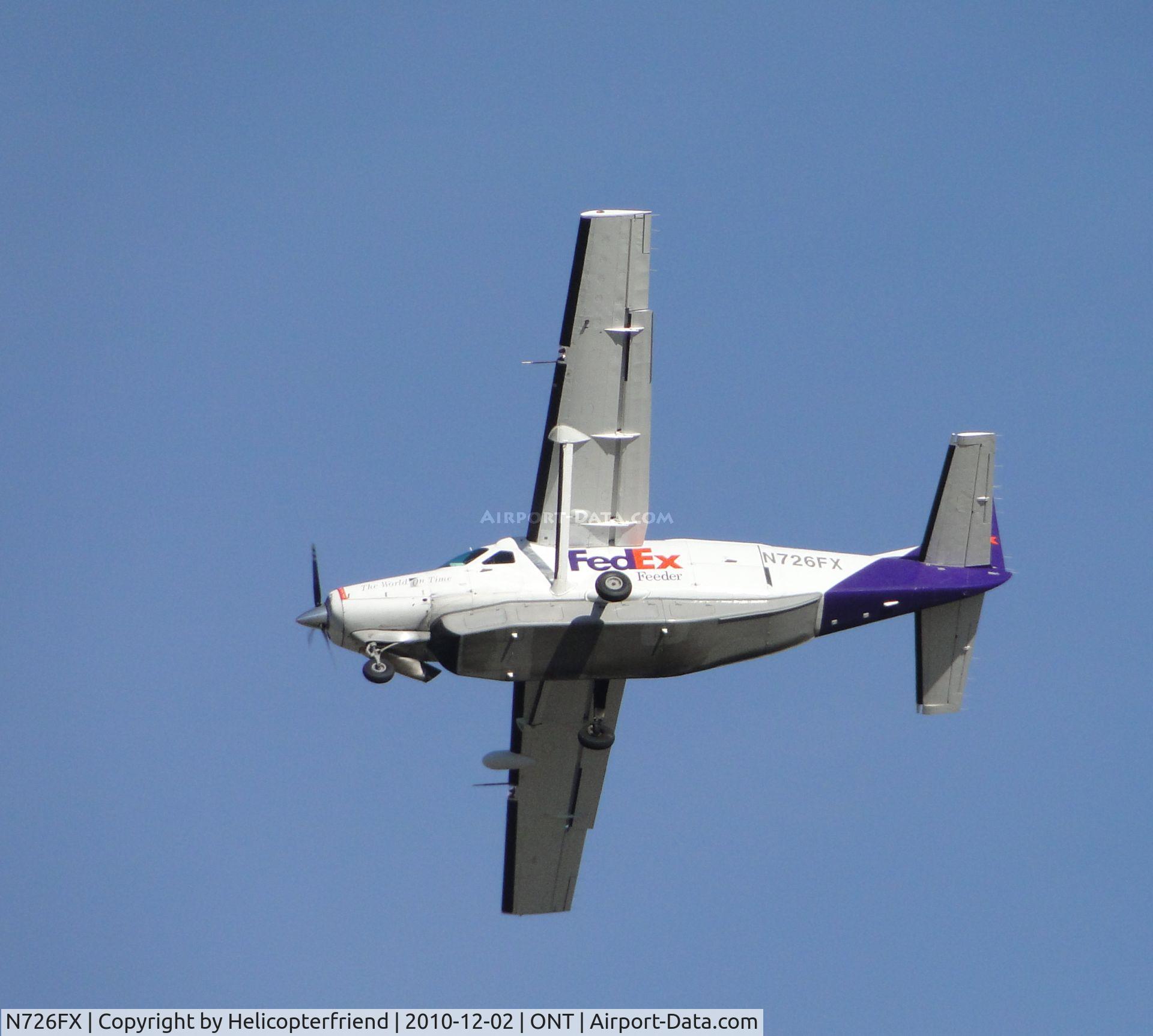N726FX, 1995 Cessna 208B Super Cargomaster C/N 208B0465, Tower advised to turn final from short base for runway 26R