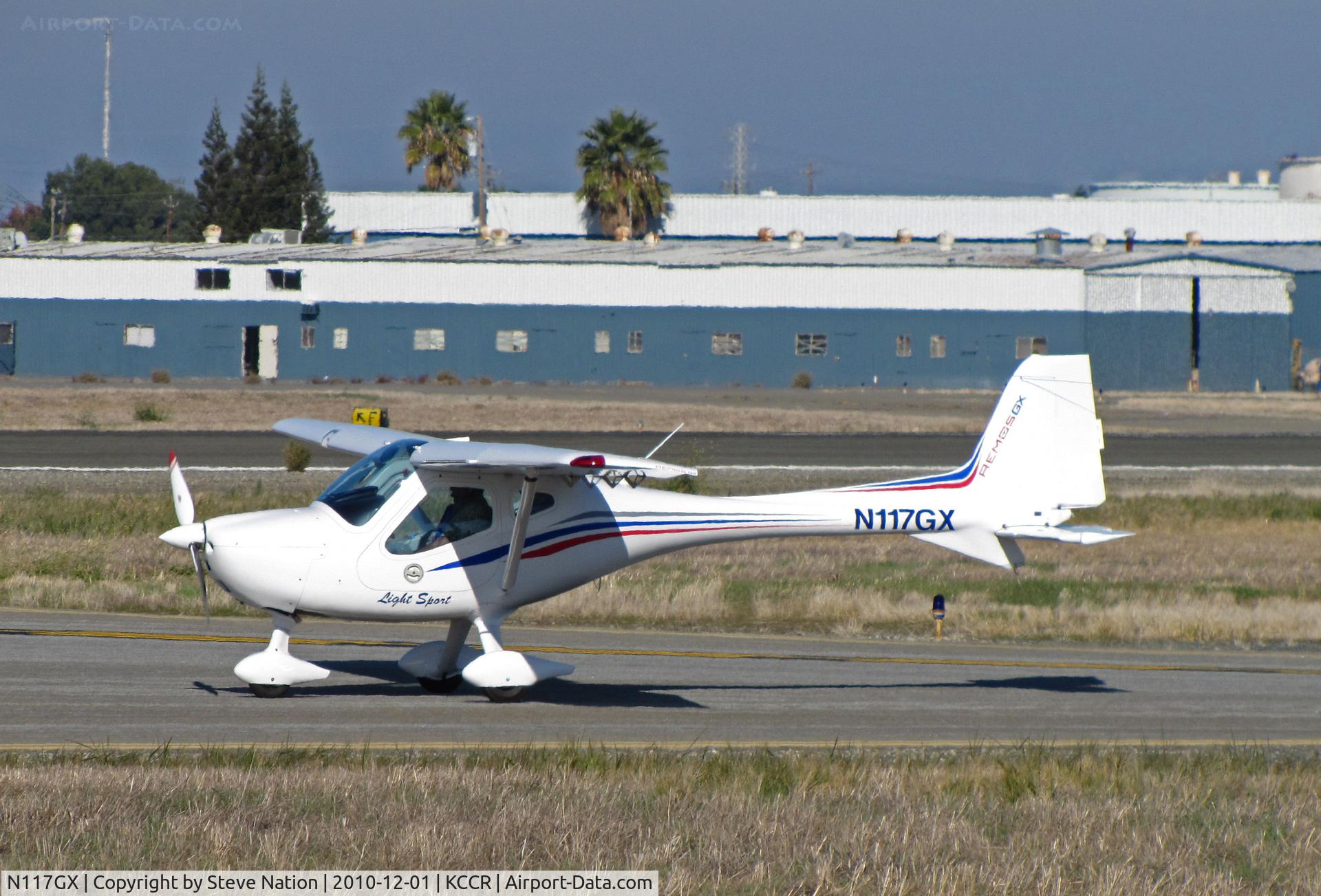 N117GX, Remos GX C/N 302, Locally-based Remos GX operated by Sterling Aviation taxiing to RWY 1L @ Buchanan Field, Concord, CA