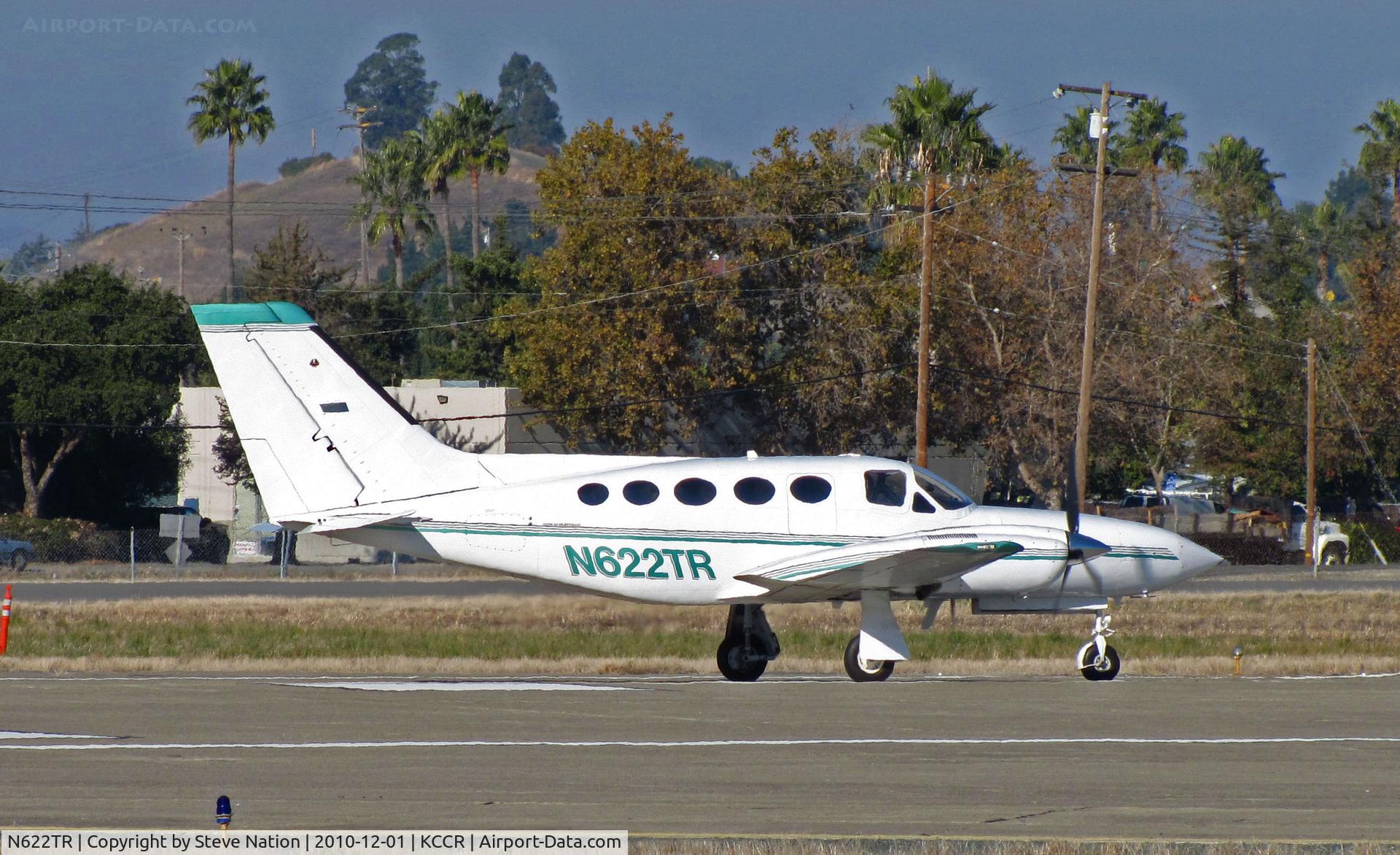N622TR, 1980 Cessna 421C Golden Eagle C/N 421C0858, Locally-based 1980 Cessna 421C taking-off on RWY 1L @ Buchanan Field, Concord, CA