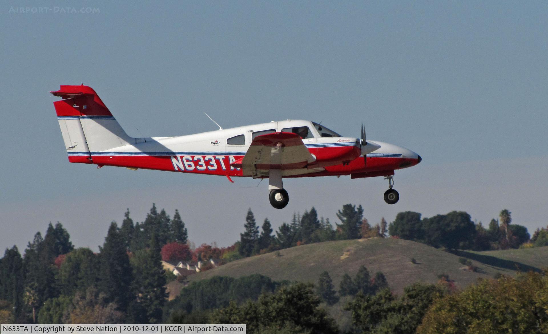 N633TA, 2001 Piper PA-44-180 Seminole C/N 4496052, Locally-based 2001 Piper PA-44-180 operated by Pacific States Aviation shooting touch-and-goes on RWY 1L @ Buchanan Field, Concord, CA