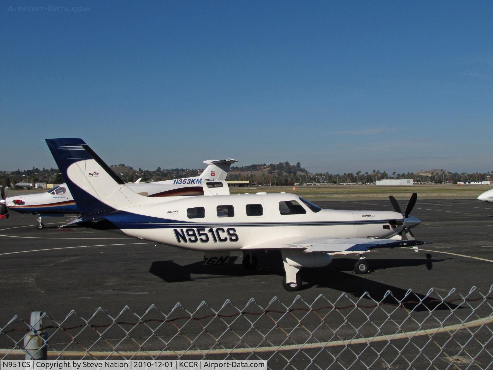 N951CS, 1999 Piper PA-46-350P Malibu Mirage C/N 4636212, Galloway Air (Charlotte, NC) 1999 Piper PA-46-350P on the ramp @ Buchanan Field, Concord, CA