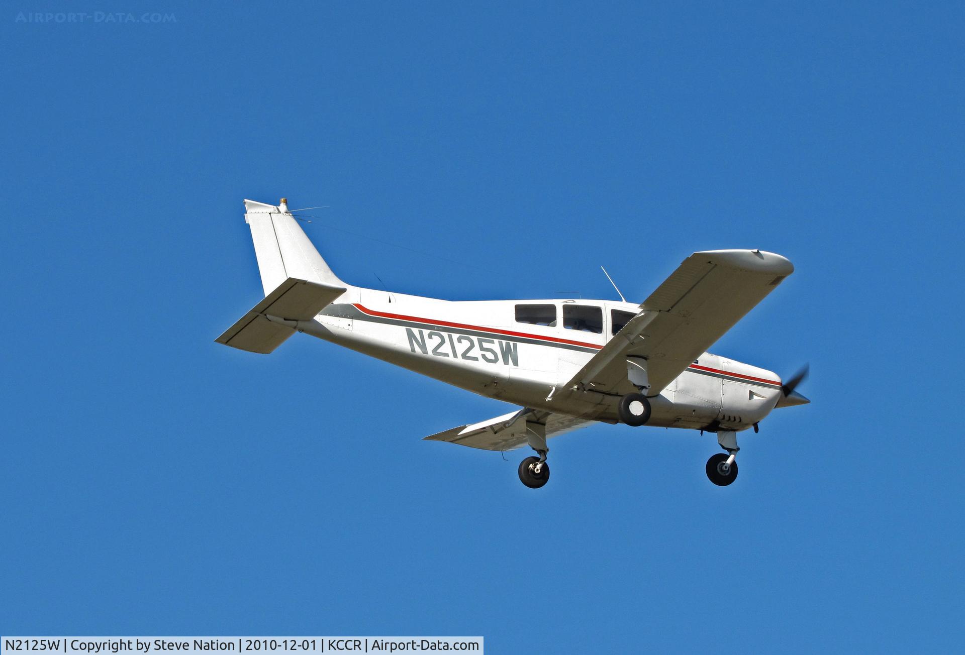 N2125W, 1973 Beech C23 Sundowner 180 C/N M-1499, Locally-based 1973 Beech C23 on final to RWY 1R @ Buchanan Field, Concord, CA