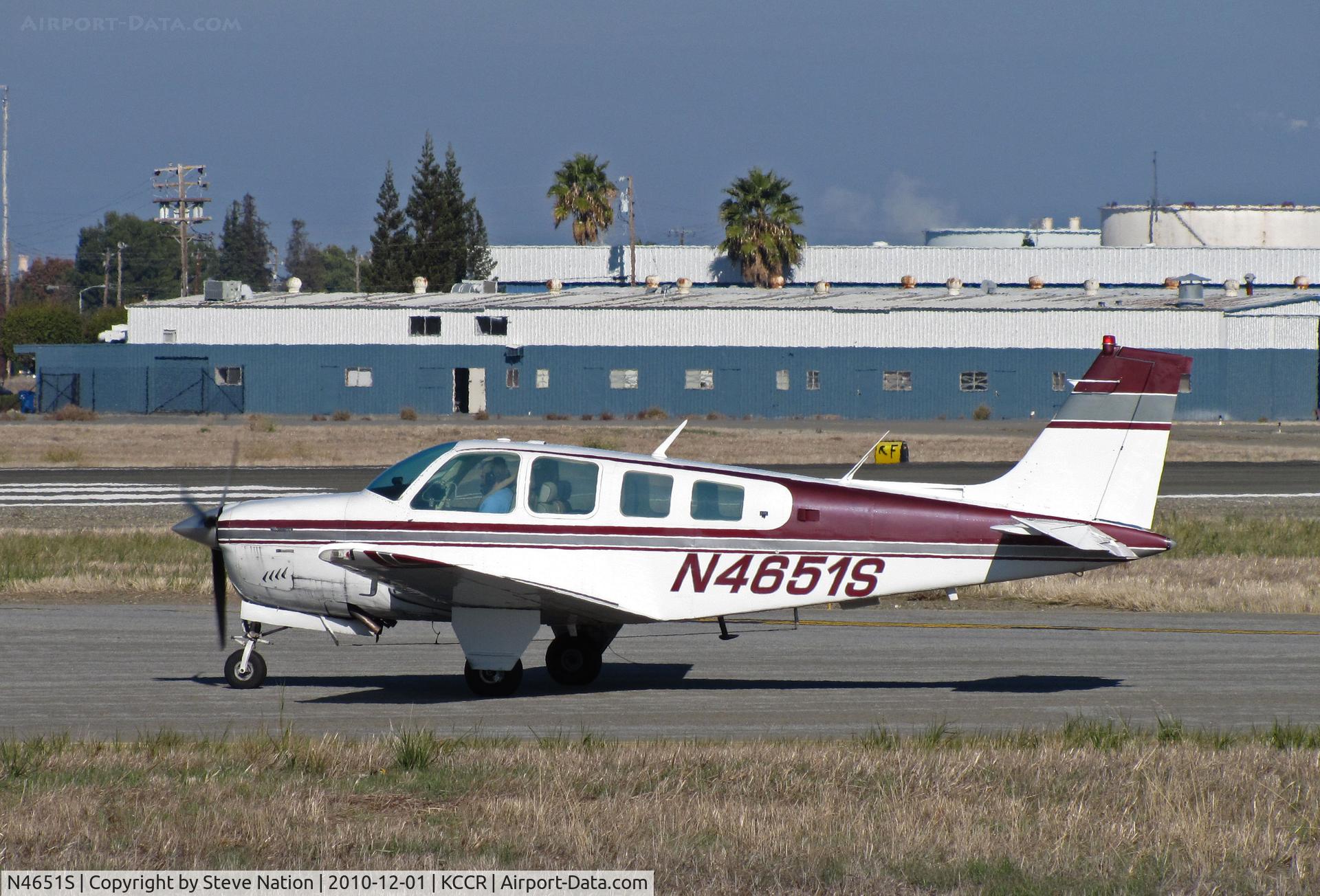 N4651S, 1975 Beech A36 Bonanza 36 C/N E-766, Locally-based 1975 Beech A36 taxis to RWY 1L @ Buchanan Field, Concord, CA