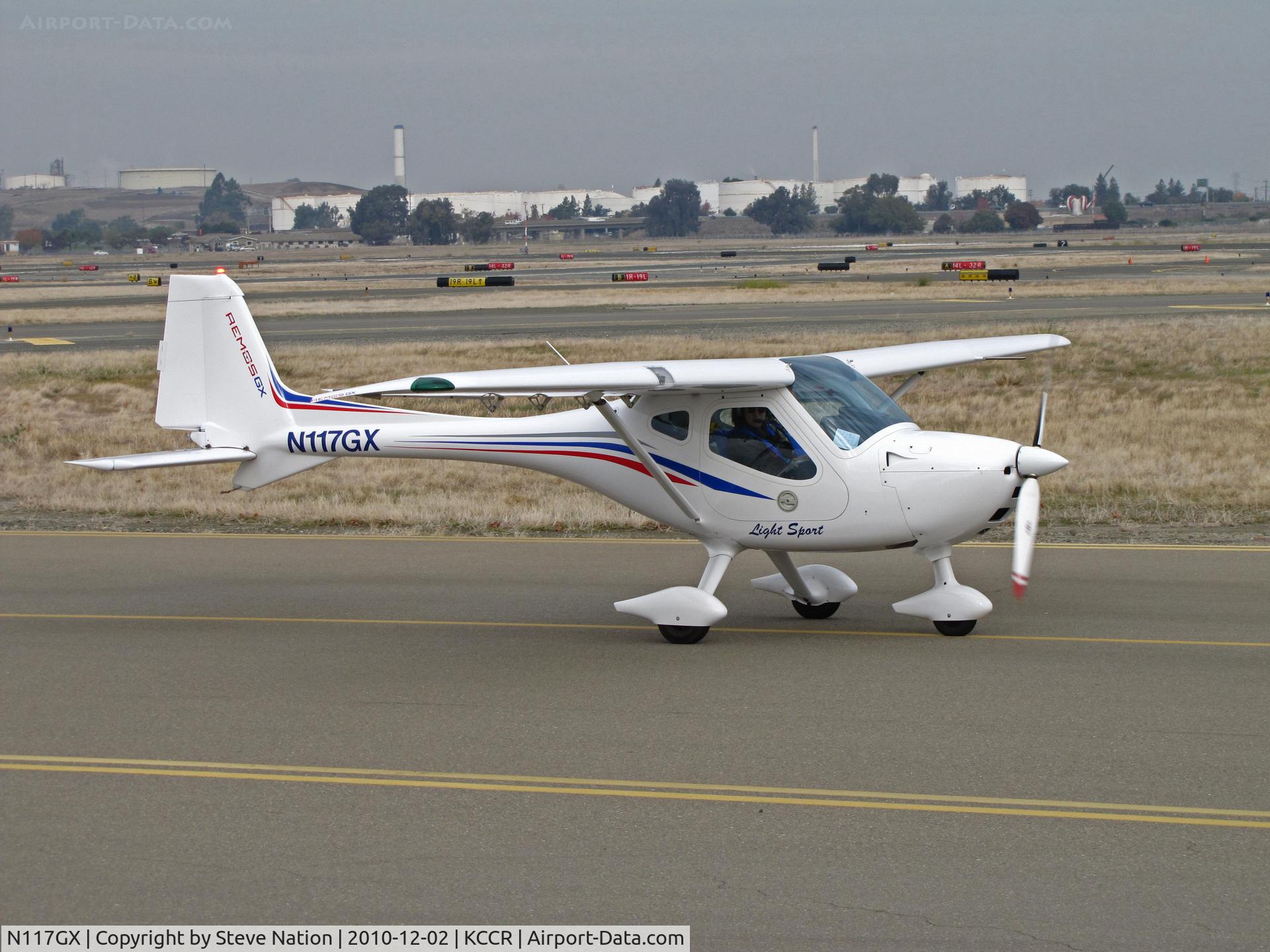 N117GX, Remos GX C/N 302, Locally-based Remos GX taxis for RWY 32R @ Buchanan Field, Concord, CA
