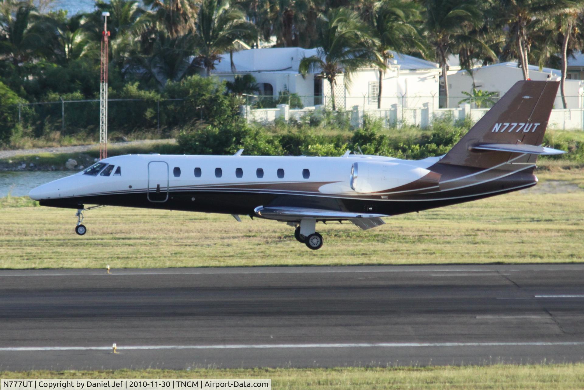 N777UT, 2005 Cessna 680 Citation Sovereign C/N 680-0048, N777UT landing at TNCM