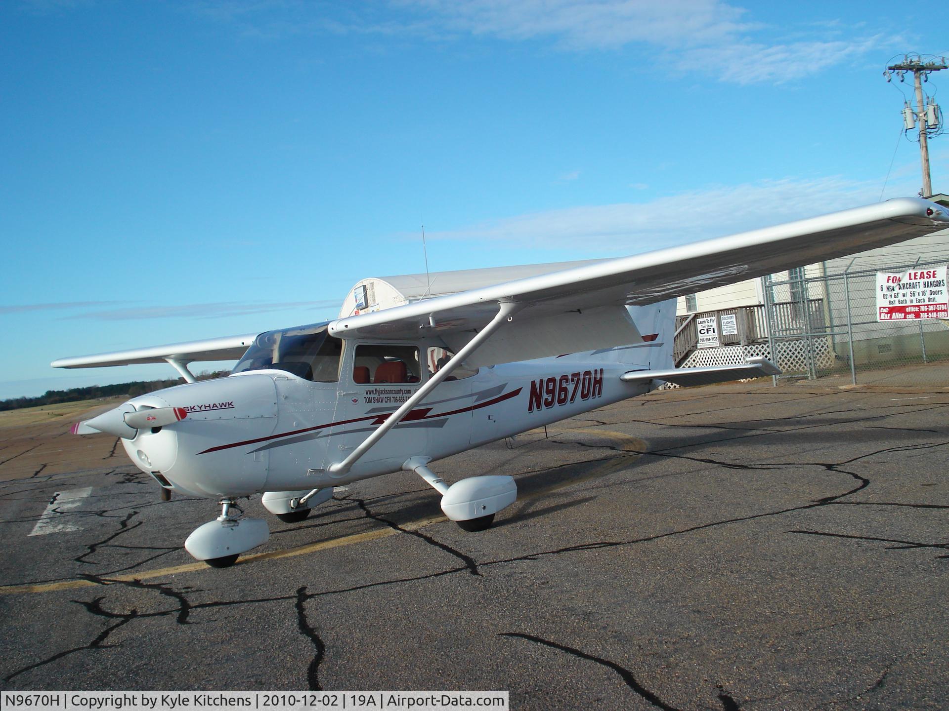 N9670H, 1975 Cessna 172M C/N 17266302, Cessna 172 - Skyhawk N9670H