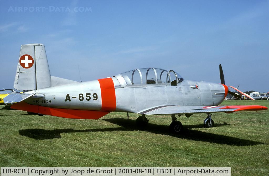 HB-RCB, 1959 Pilatus P3-05 C/N 497-46, Former Swiss AF P-3 at the 2001 oldtimer fly-in.