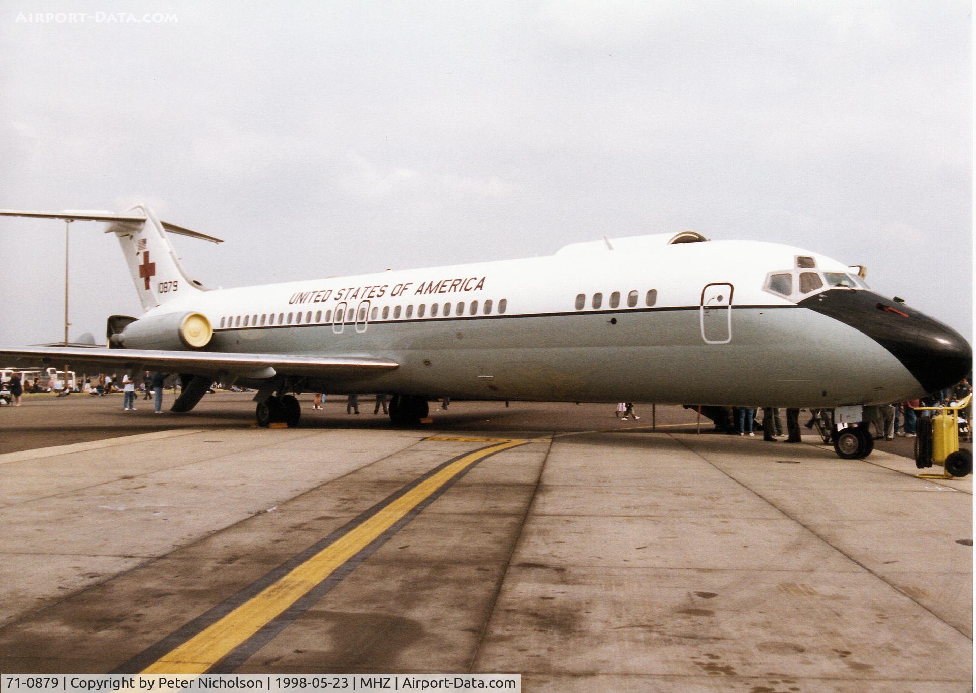 71-0879, 1971 McDonnell Douglas C-9A Nightingale C/N 47537, C-9A Nightingale of the 75th Aeromedical Airlift Squadron/86th Airlift Wing at Ramstein on display at the 1998 RAF Mildenhall Air Fete.