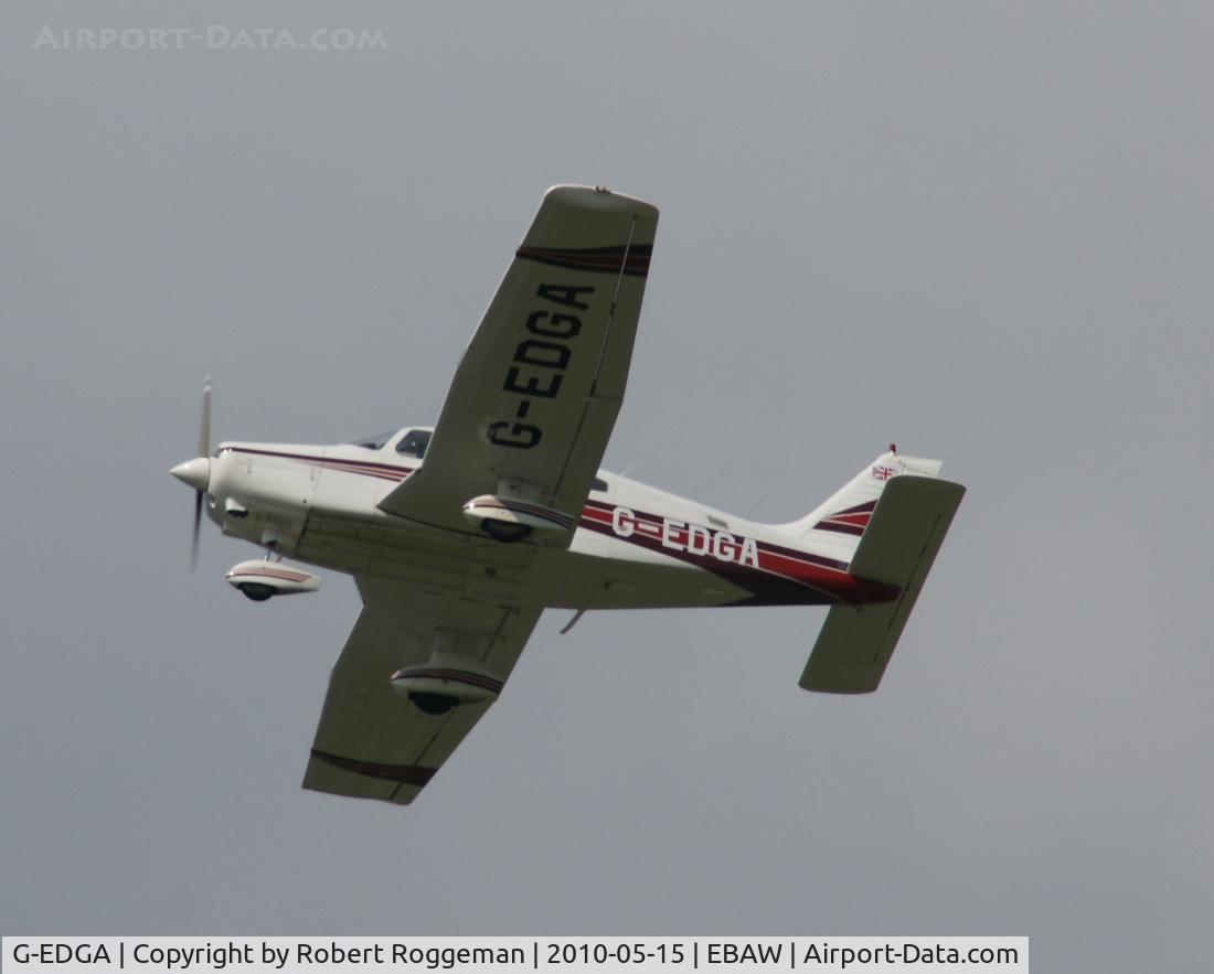 G-EDGA, 1985 Piper PA-28-161 Cherokee Warrior II C/N 28-8516024, Departing