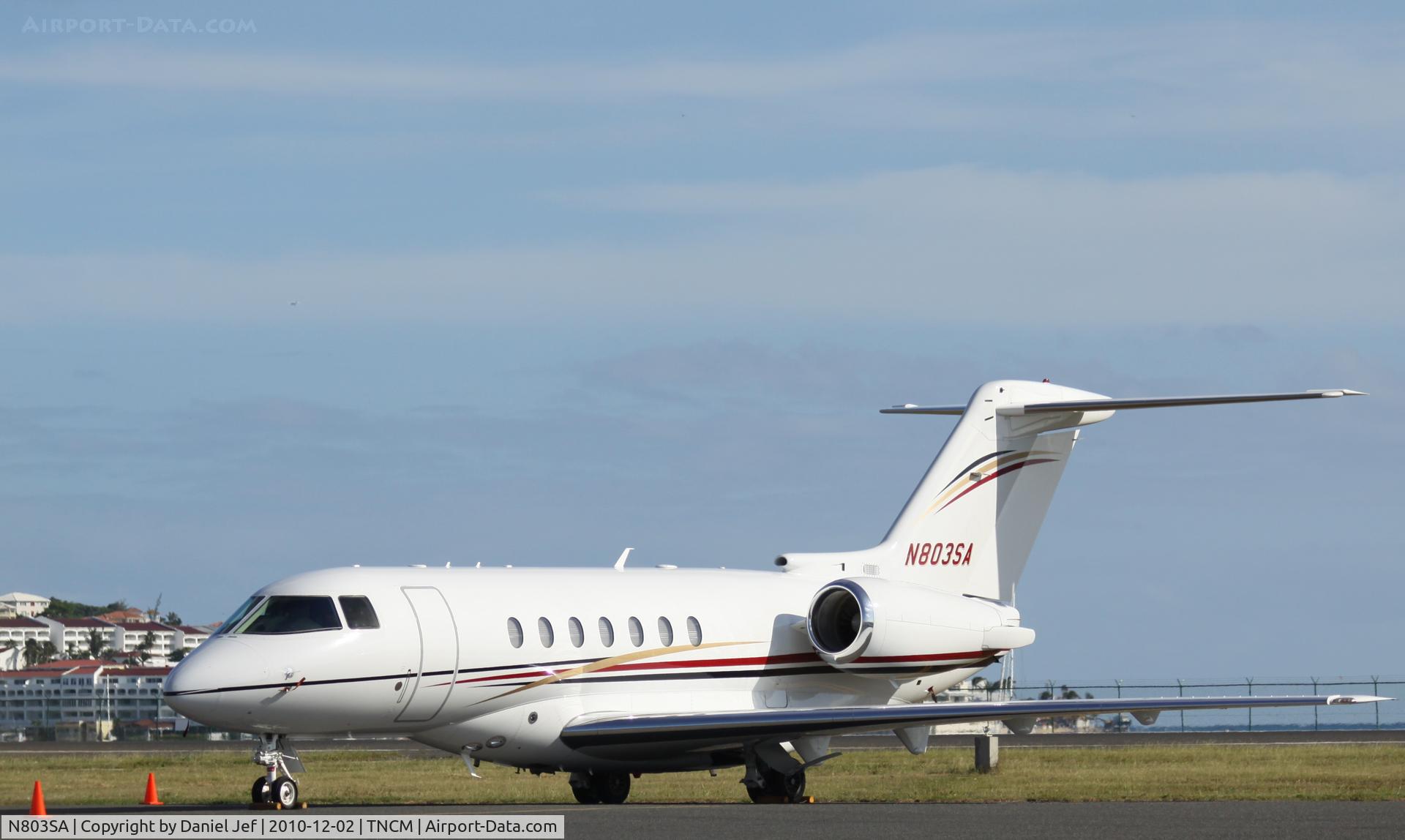 N803SA, 2007 Hawker Beechcraft 4000 C/N RC-8, N803SA park on the private parking at TNCM