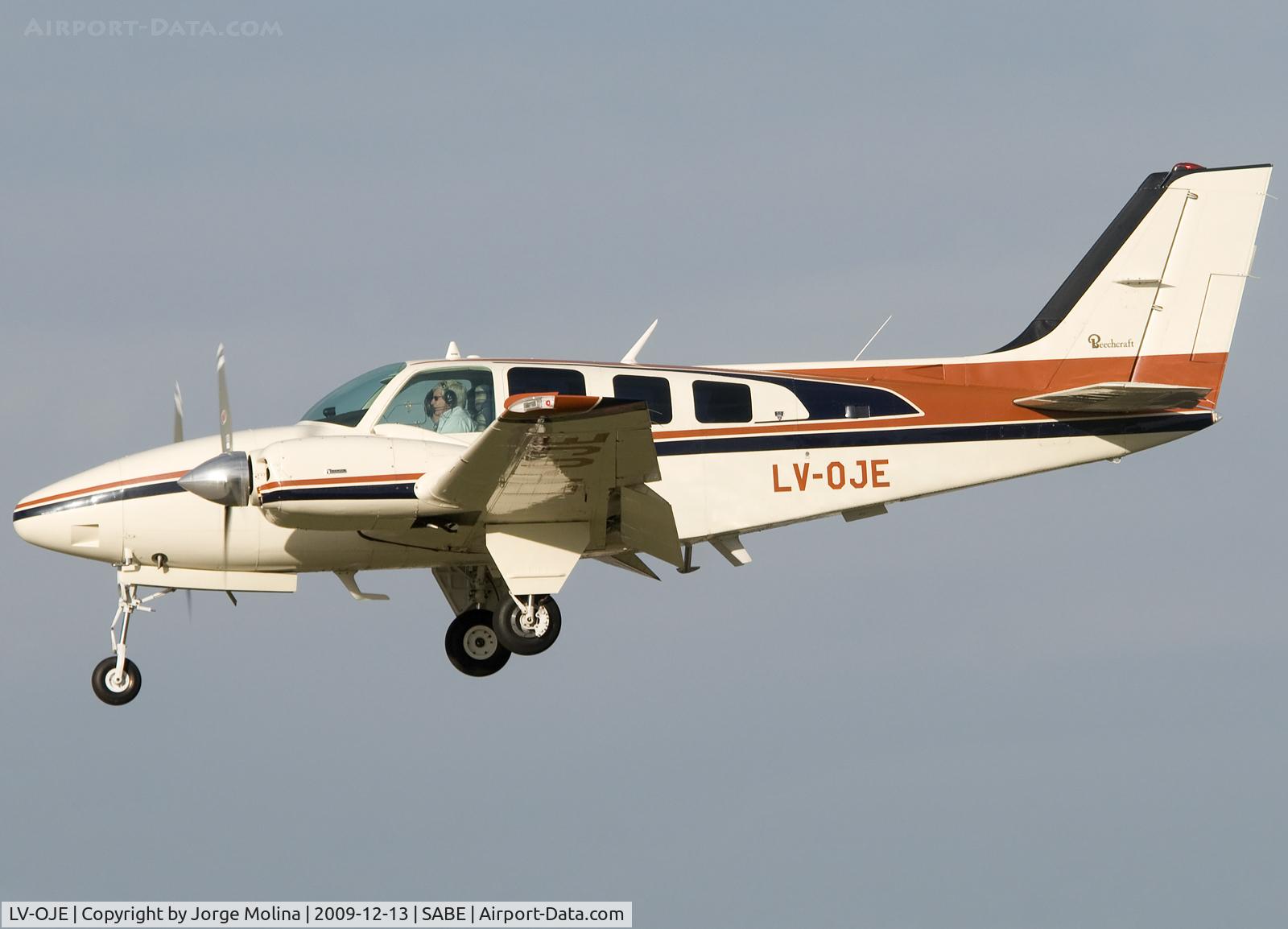 LV-OJE, 1970 Beech 58 Baron Baron C/N TH-1101, Pretty Baron on final to RWY 31.