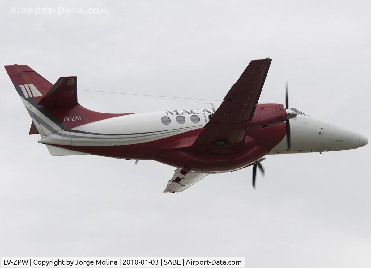 LV-ZPW, 1989 British Aerospace BAe-3201 Jetstream 32EP C/N 861, Taking off RWY 13.