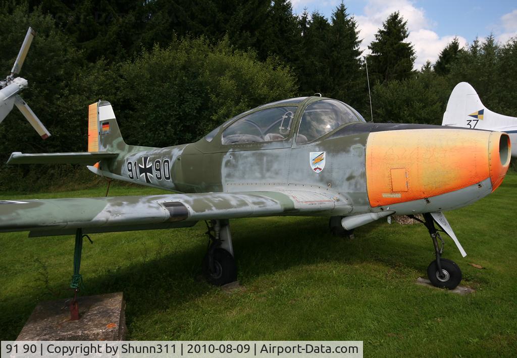 91 90, Piaggio P-149D C/N 275, Preserved @ Hermeskeil Museum
