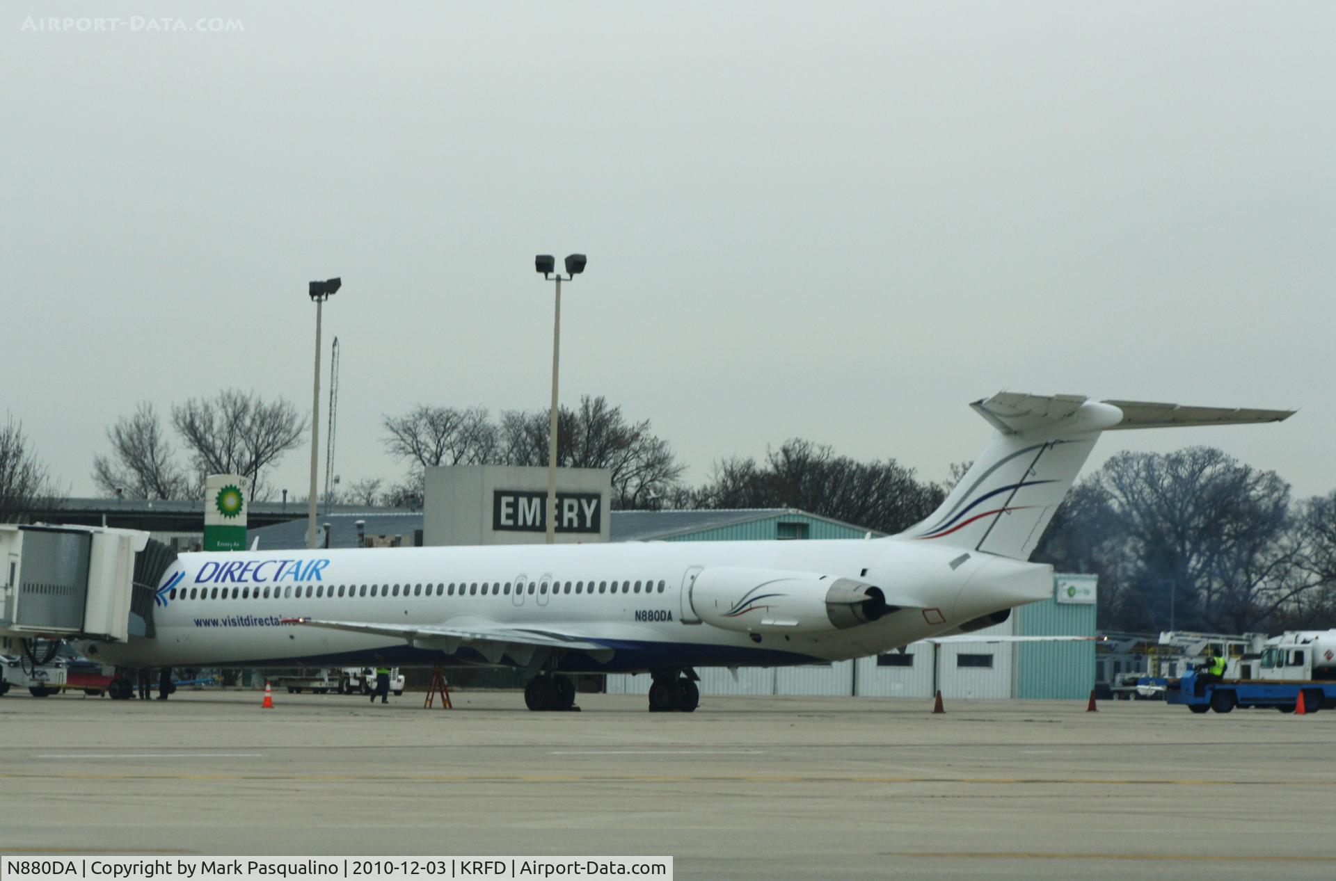N880DA, 1989 McDonnell Douglas MD-88 C/N 49760, MD-88