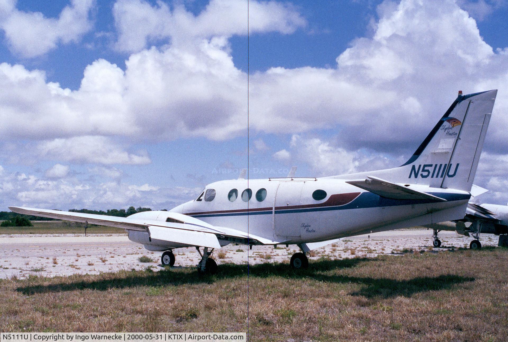 N5111U, 1966 Beech 65-A90 C/N LJ-154, Beechcraft 65-A90 King Air (minus props) at Titusville airfield
