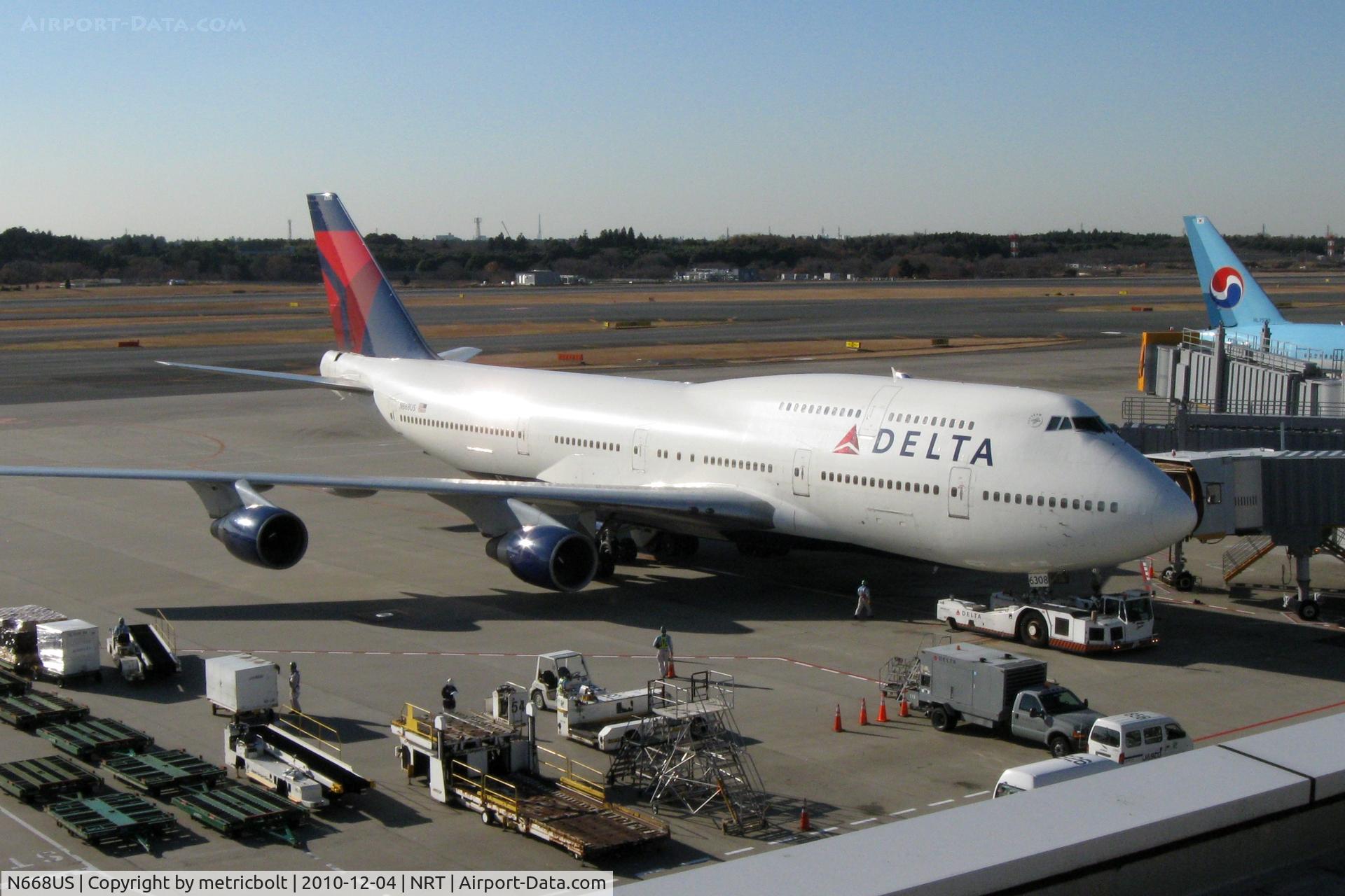 N668US, 1990 Boeing 747-451 C/N 24223, At Tokyo Narita airport
