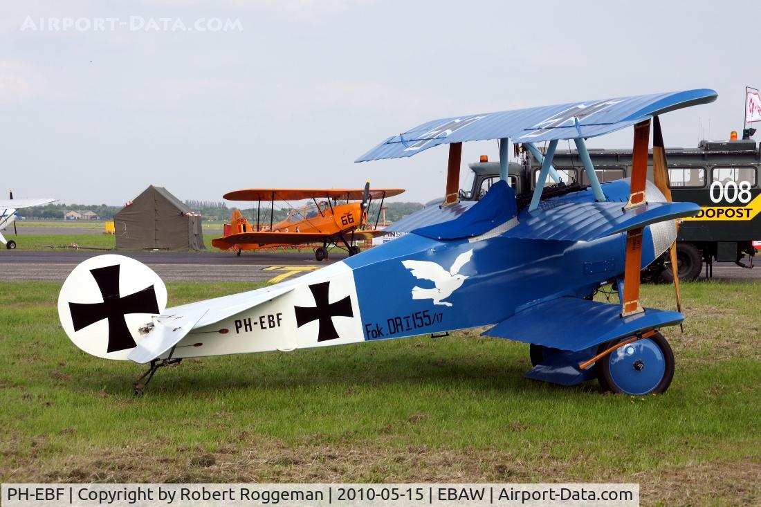 PH-EBF, Fokker Dr.1 Triplane Replica C/N 155-17, Replica.Outside Stampe Vertongen Museum.