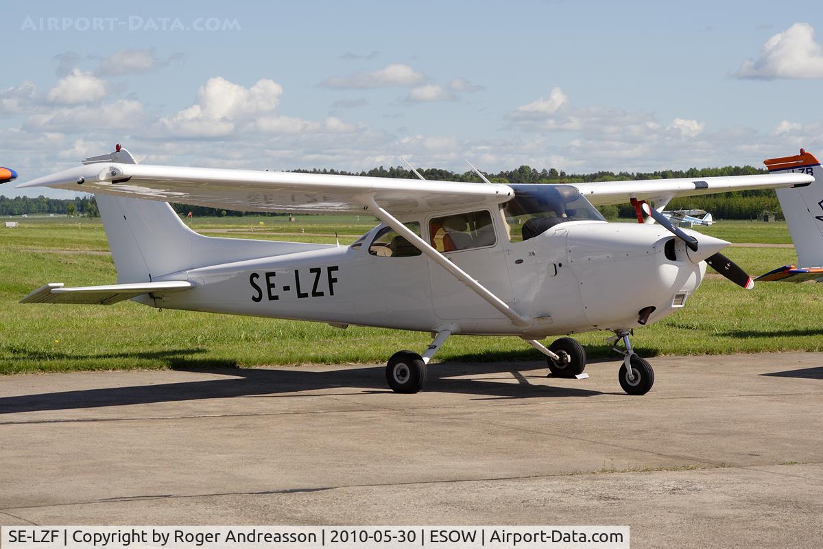 SE-LZF, Cessna 172R Skyhawk C/N 17281331, BF Scandinavian Aviation Academy AB
